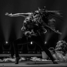 Sonia als Tänzerin im Theater